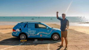 Dutch adventurer dispels EV range myths in 800-day drive to Darwin