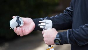 NZ to offer more electric vehicle incentives, as EV registrations reach 10,000