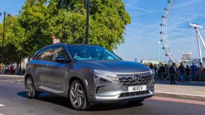 Zero emissions Hyundai NEXO vacuum-cleans dirty air as you drive