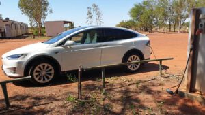 Tesla driver clocks 908km in one day in Australian outback