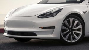 Tesla releases DIY maintenance manuals for Model 3 electric sedan