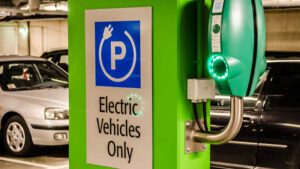UK push to bring 100% electric vehicle target forward to 2030