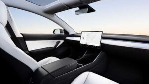 Musk says FSD subscription will be available from early 2021