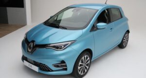 New electric Renault Zoe unveiled in Europe