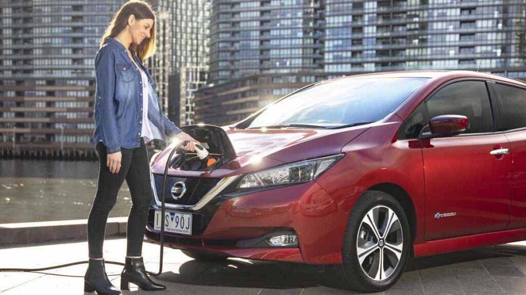 nissan leaf charging