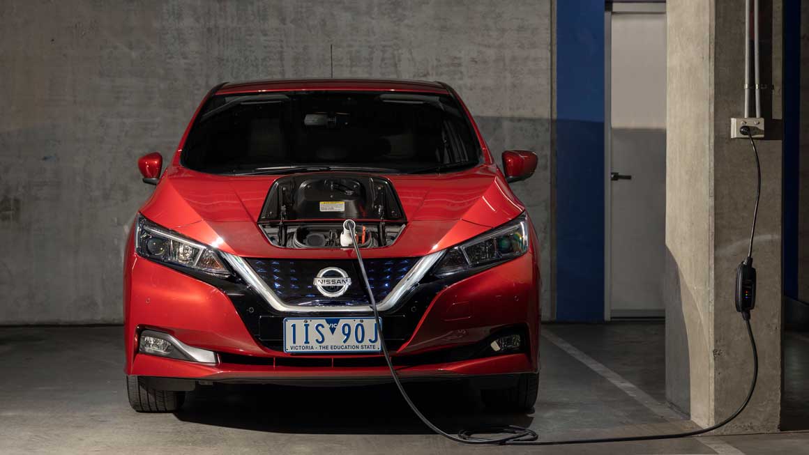 Tesla supercharger deals nissan leaf