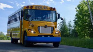 New York school uses electric buses as batteries on wheels