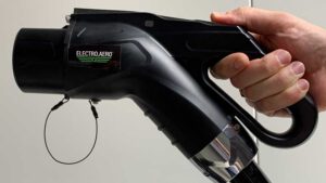 Australian electric plane charger to power up US hybrid aircraft