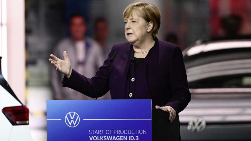 Chancellor Angela Merkel: "Zwickau is the flagship of the change to e-mobility and therefore a pillar of the future of the German automotive industry". Source: Volkswagen