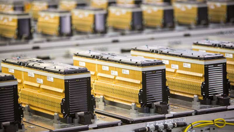 Battery cell modules for extended-range and plug-in hybrid electric vehicle packs on the assembly line in Brownstown Township, Michigan. Source: GM