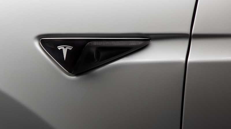 Model X camera and sidemarker. Source: Tesla