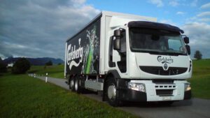 Renault Trucks inks deal with beer maker Carlsberg for 20 electric trucks