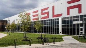 Elon Musk mulls Texas location for fifth electric car factory
