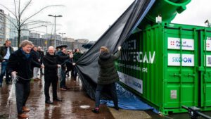 Floating renewable battery launched to recharge boats in Amsterdam Port
