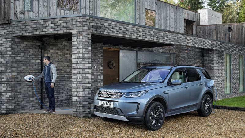Land Rover Discovery Sport PHEV. Source: JLR