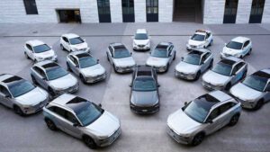 AGL to shift entire 400 car corporate fleet to EVs