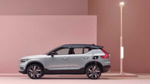 Volvo announces XC40 Recharge plug-in hybrid pricing