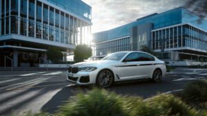 BMW to build all-electric 5 Series as part of bid to reduce carbon emissions