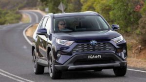 VW boss takes aim at hybrids in call for Australia vehicle emissions targets