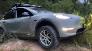 Tesla Model Y goes off-road with “no problem whatsoever”