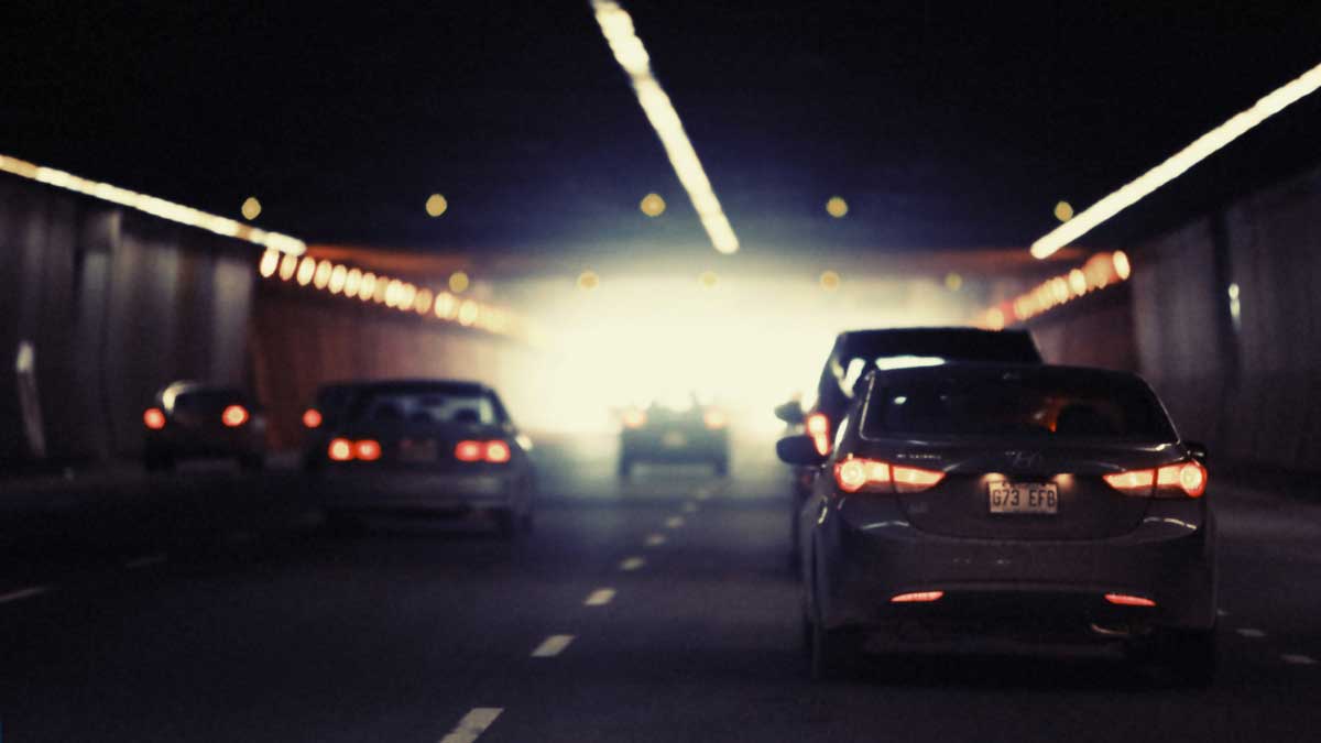 traffic in tunnel