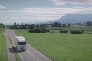 Hyundai to unveil first fuel cell truck and map path for hydrogen mobility
