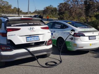 kona charging a model 3