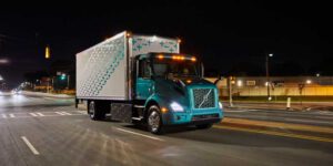 Volvo Trucks unveils high-tech electric truck