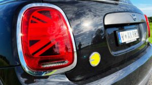 One out of three used cars in UK will be electric by 2030