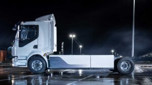 Scott Morrison test drives an electric truck, but can’t find EV policy button
