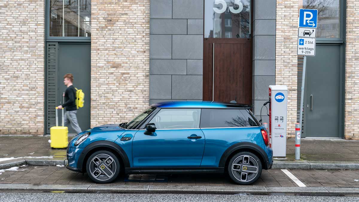 New Mini EV Promises More than Double the Range of the Current Car