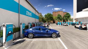 Tritium to build largest universal EV charging hub in North America