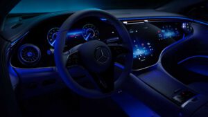 Mercedes-Benz debuts flagship all-electric EQS high-tech interior
