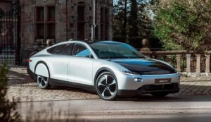 Lightyear in 5,000 solar car deal with car-sharing platform