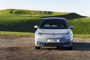 Entry-level VW electric ID.3 now available in UK for under £30,000