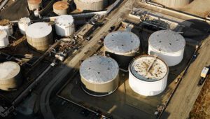 Coalition to spend $2.3 billion to ensure Australians keep driving petrol cars