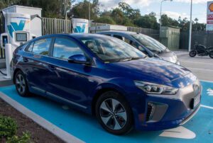 Evie opens ultra-fast EV charging station on Queensland’s “glitter strip”