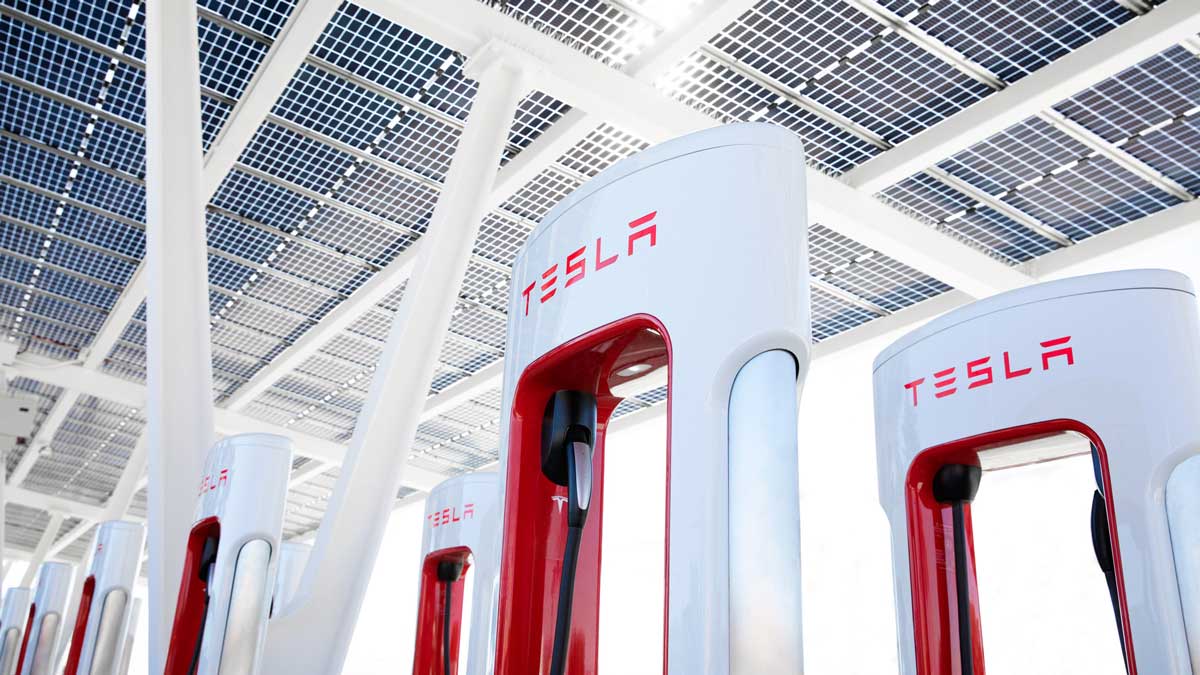 Tesla Starts Trialling Supercharger Access For Other Electric Cars