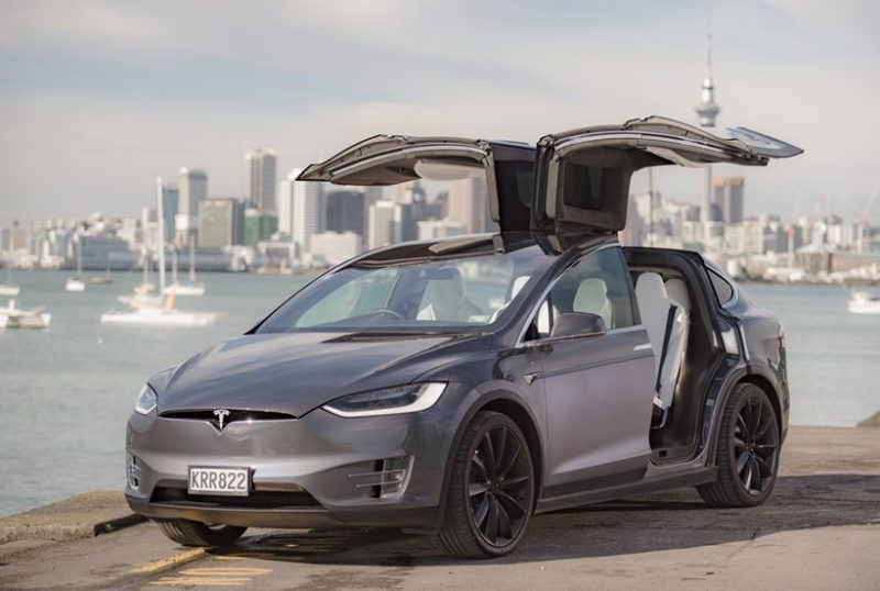 When owning a Tesla Model X, make sure you close the Falconwing doors