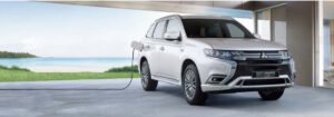 Industry wants tax cuts extended for plug in hybrids, but Senator says no