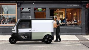Swedish electric delivery van offers 400km range, including from solar roof