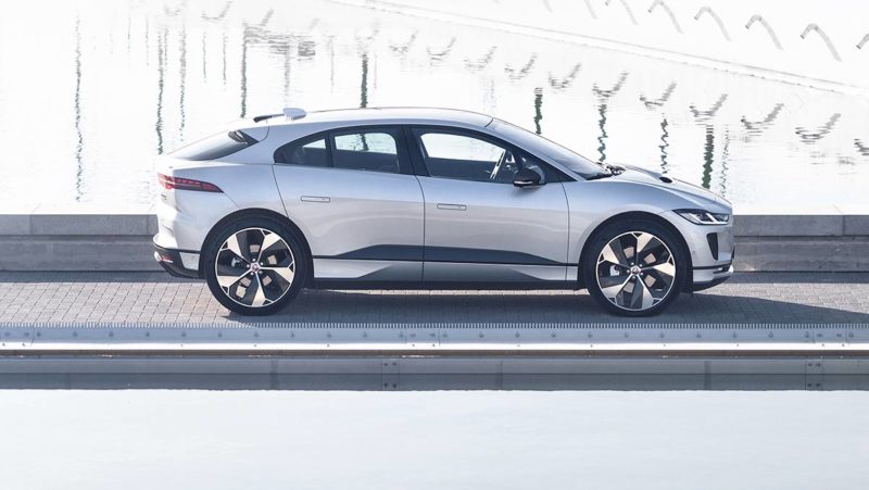 Jaguar Land Rover to provide fleet of all electric vehicles for world leaders at COP26 (supplied).