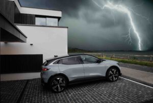 Renault offers Mégane E-Tech Electric SUV with new “sensual tech” design