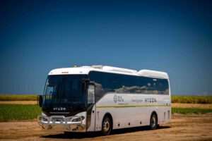 Hyzon Motors debuts first hydrogen fuel cell coach in Brisbane