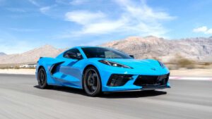 GM mulls electric Corvette, asks existing owners what they think