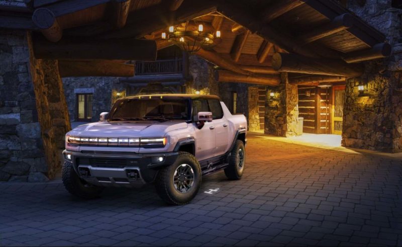GMC HUMMER EV models take center stage at the 2021 SEMA Show
