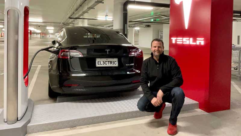 The author with his Model 3. Supplied