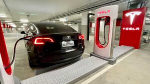 Tesla Model 3 costs $14,000 less to own than average petrol car