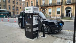EV drivers in UK are using ultra-rapid charging more often