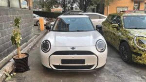 New Mini Cooper S electric hatch design gets mixed reactions